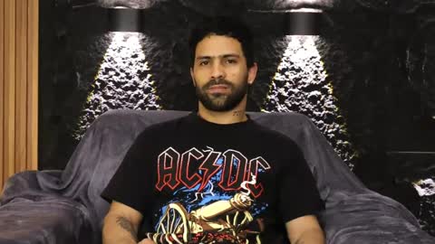 Leo  Diaz online show from April 5, 1:25 am