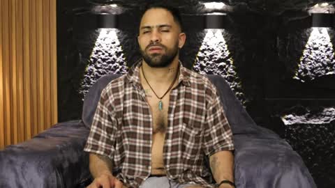 Leo  Diaz online show from April 9, 6:19 am