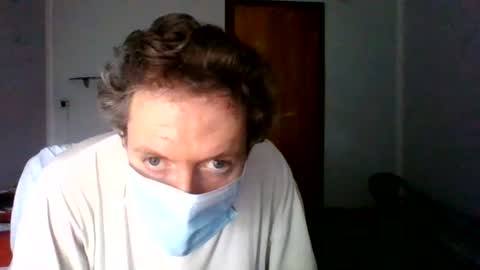 leo_one_uno online show from August 5, 7:22 am