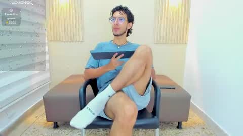 Snapshot of leo_sanz6 chatting on June 9, 12:28 pm LEO online show from June 9, 12:28 pm