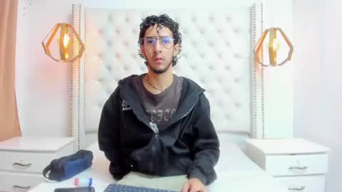 Snapshot of leo_sanz6 chatting on June 25, 12:20 pm LEO online show from June 25, 12:20 pm