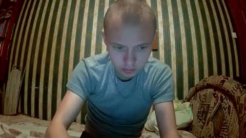 Snapshot of leo_timm chatting on September 20, 5:25 pm leo_timm online show from September 20, 5:25 pm