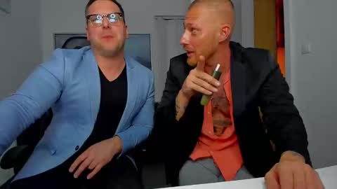 TheBigLeo online show from February 19, 2:01 am