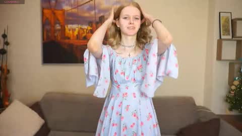 Hello Im Roxy Im just starting my journey here so lets get acquainted online show from February 27, 4:18 pm