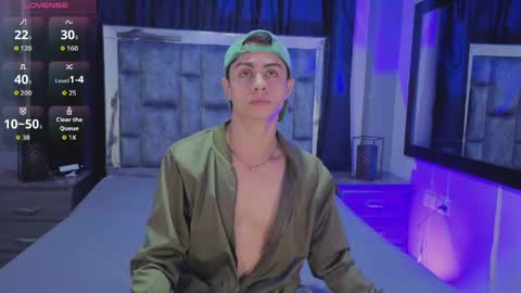 leomonnroe online show from April 19, 5:12 pm