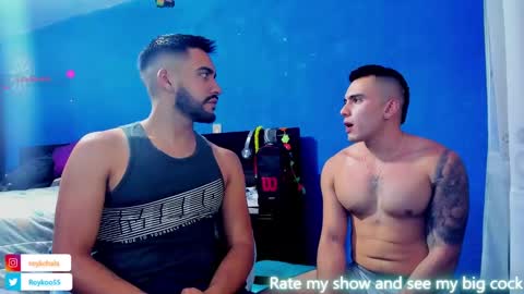 Snapshot of leon__hart chatting on January 28, 5:56 pm Leon Hart online show from January 28, 5:56 pm