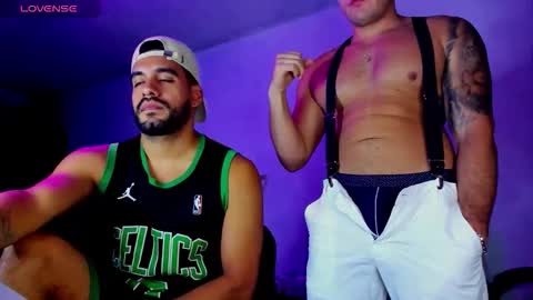 Snapshot of leon__hart chatting on October 3, 10:40 pm Leon Hart online show from October 3, 10:40 pm