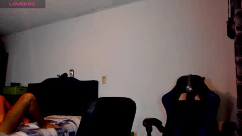 Snapshot of leon__hart chatting on October 4, 11:47 pm Leon Hart online show from October 4, 11:47 pm