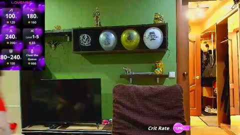 Leona tracie online show from February 26, 8:08 pm