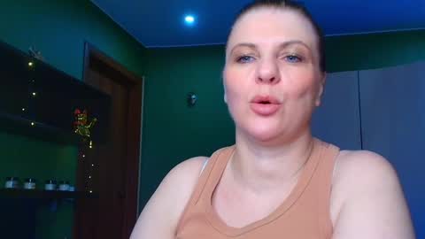Leona tracie online show from May 23, 3:27 pm