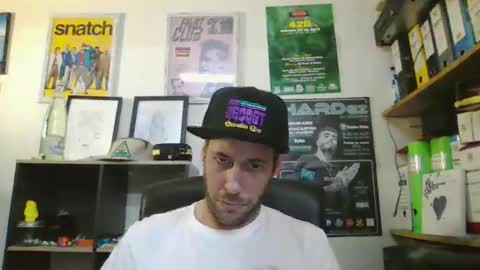 leonidascum online show from June 5, 10:21 am
