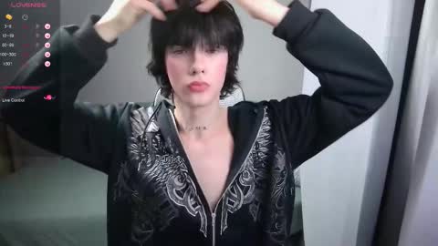 leonkissboy online show from February 19, 12:28 am