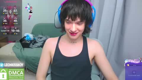 leonkissboy online show from April 21, 6:01 pm