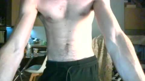 Snapshot of leonlio96 chatting on January 9, 7:08 pm leonlio96 online show from January 9, 7:08 pm