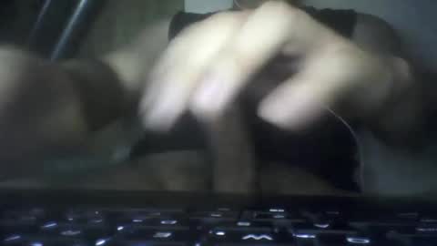 Snapshot of leoonel_95 chatting on September 12, 5:40 am leoonel_95 online show from September 12, 5:40 am