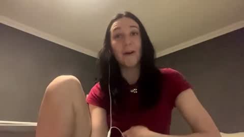 Snapshot of leorasaven chatting on July 8, 7:18 pm Bella online show from July 8, 7:18 pm