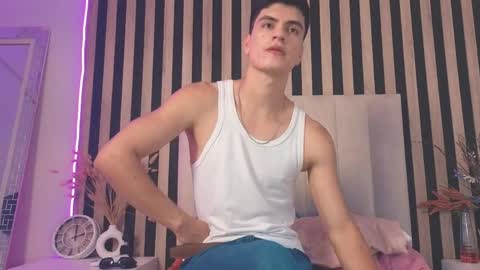 Snapshot of leotease chatting on May 6, 7:08 pm leotease online show from May 6, 7:08 pm