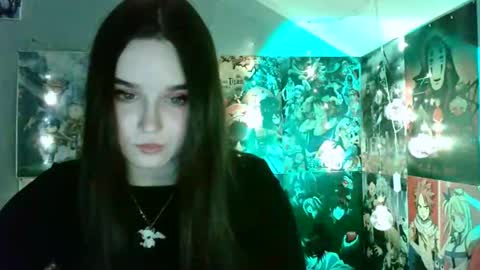 little secret online show from December 21, 10:17 am