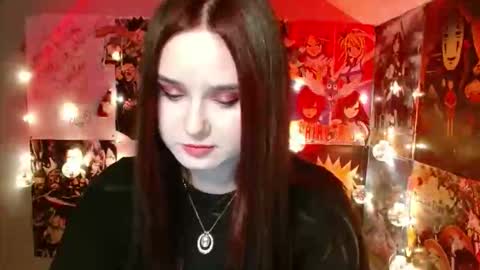 little secret online show from November 18, 6:12 pm