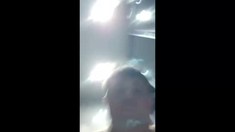 Snapshot of leschatons22 chatting on May 24, 3:00 am Chaton online show from May 24, 3:00 am