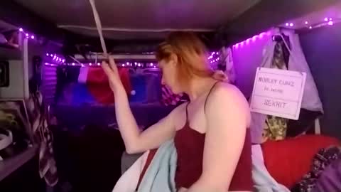 Snapshot of lesleygumgrass chatting on February 21, 12:38 am LesleyGumGrass- The Boring Trans girl online show from February 21, 12:38 am