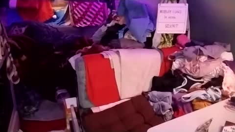 Snapshot of lesleygumgrass chatting on February 28, 3:59 am LesleyGumGrass- The Boring Trans girl online show from February 28, 3:59 am