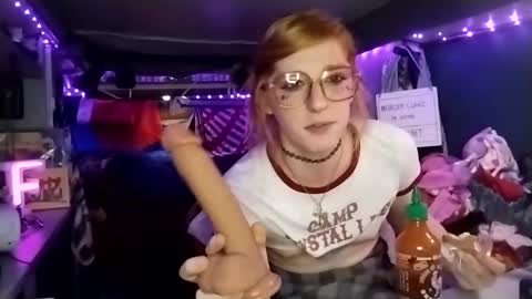 Snapshot of lesleygumgrass chatting on February 28, 7:05 am LesleyGumGrass- The Boring Trans girl online show from February 28, 7:05 am