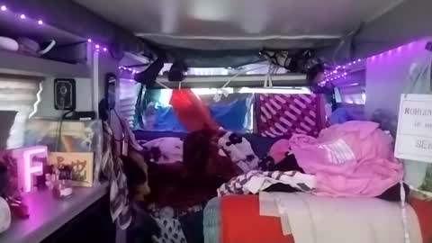 Snapshot of lesleygumgrass chatting on March 2, 7:45 pm LesleyGumGrass- The Boring Trans girl online show from March 2, 7:45 pm