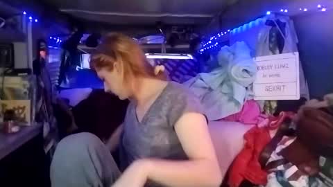 Snapshot of lesleygumgrass chatting on March 3, 6:01 pm LesleyGumGrass- The Boring Trans girl online show from March 3, 6:01 pm