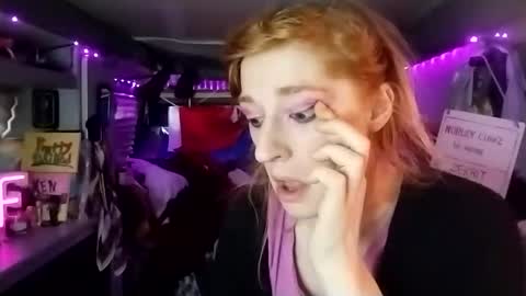 Snapshot of lesleygumgrass chatting on March 6, 6:48 pm LesleyGumGrass- The Boring Trans girl online show from March 6, 6:48 pm