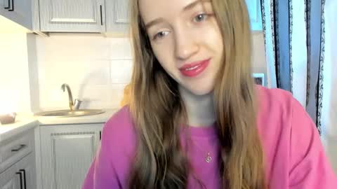  LESLIE   online show from December 20, 9:16 am