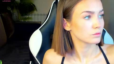 Leslie online show from May 14, 5:25 am