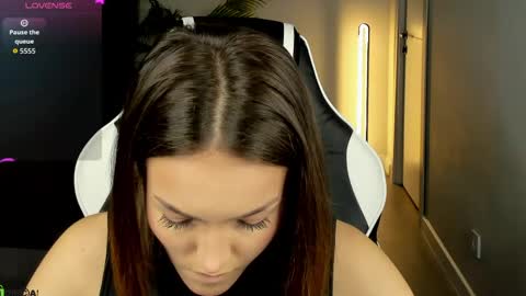 Leslie online show from June 8, 12:58 am