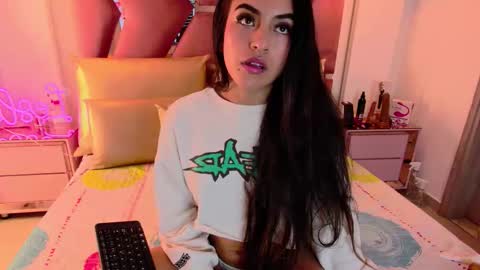 LeslieBush online show from December 4, 12:58 pm