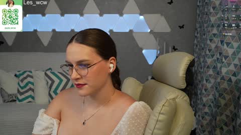 LeslieKorfs online show from February 1, 11:06 pm