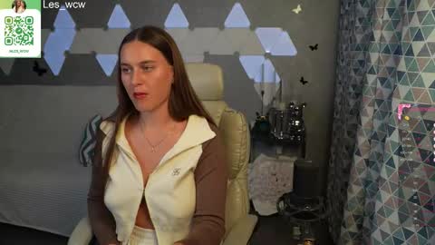 LeslieKorfs online show from September 20, 10:22 pm