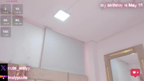 lesly_cutee online show from April 24, 1:13 pm