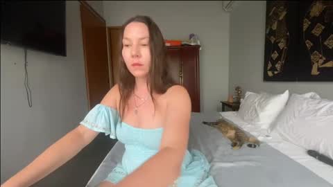 Snapshot of lessya_magic chatting on May 11, 7:25 am lessya_magic online show from May 11, 7:25 am