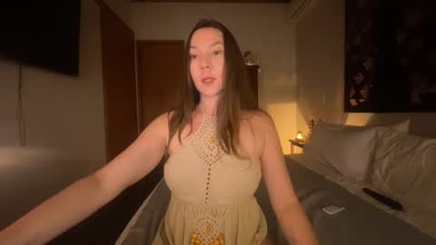 Snapshot of lessya_magic chatting on May 19, 11:05 am lessya_magic online show from May 19, 11:05 am