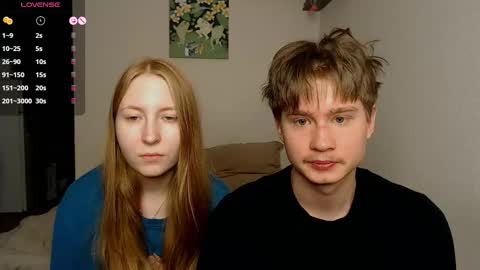 Snapshot of lessyxjhony chatting on March 7, 6:22 pm Alisa Jhony online show from March 7, 6:22 pm