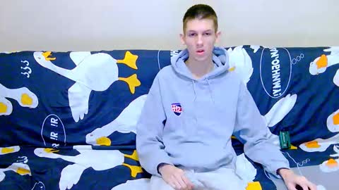 lester_broo online show from January 11, 4:39 am