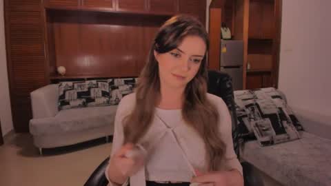 lesya krutalevich online show from July 18, 3:16 pm