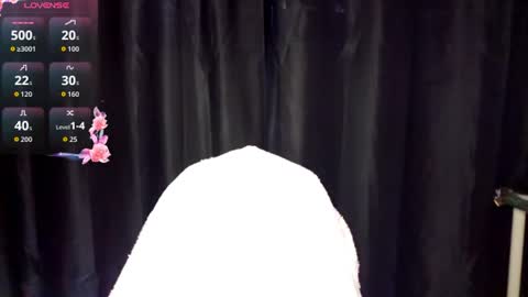 Snapshot of letitiamagett chatting on July 25, 11:08 am Emily online show from July 25, 11:08 am