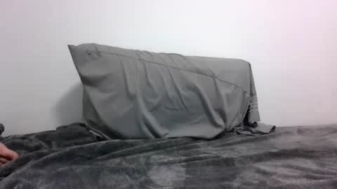 lets_play143 online show from November 16, 5:13 am