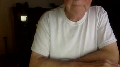 letscum2gether0 online show from December 4, 2:09 am