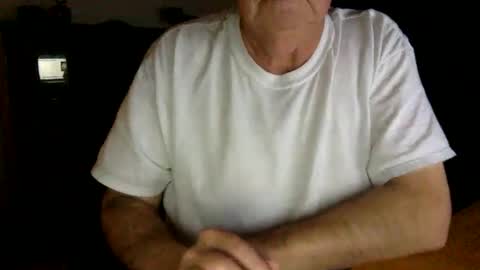 letscum2gether0 online show from December 19, 3:18 am