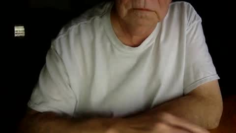 letscum2gether0 online show from January 28, 12:57 am