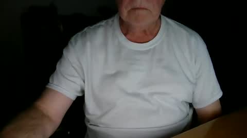 letscum2gether0 online show from March 9, 12:36 am