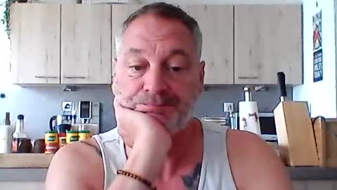 Snapshot of letshavefun2gether68 chatting on July 19, 9:13 am letshavefun2gether68 online show from July 19, 9:13 am