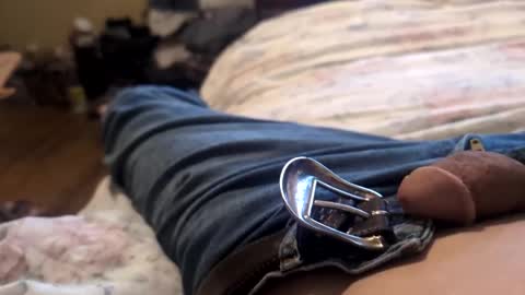 letslookateach online show from October 10, 3:16 am